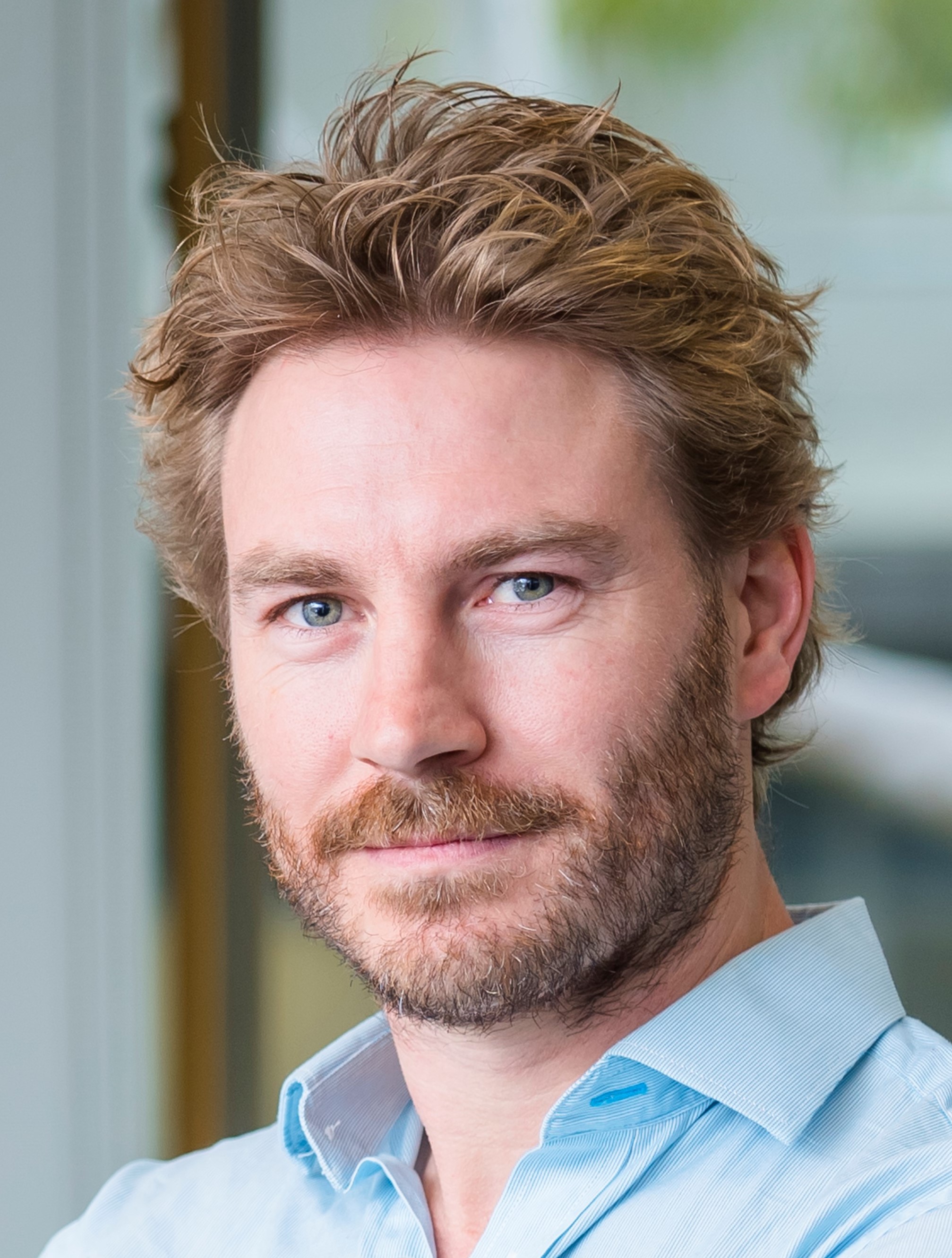 Prof Nicholas Opie